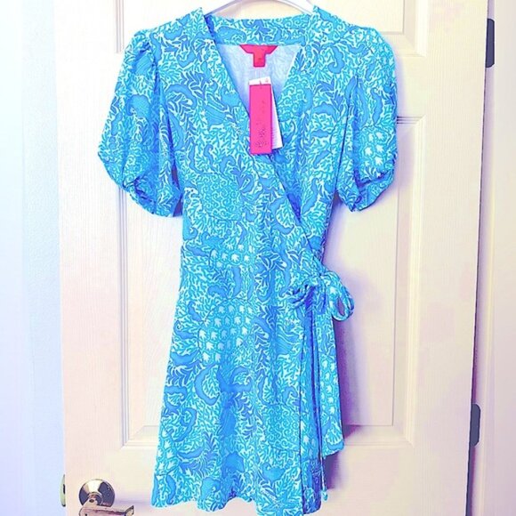 Lilly Pulitzer Pants - NWT Lilly Pulitzer Sailynn Romper Resort White Goombay Grooves Wrap Style XL